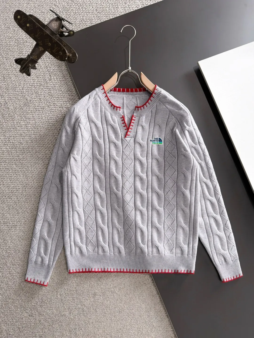 Quality 2026 ， Hot Sale！ . . ，logo ， ！ . . . ！ ！Sizes：M-3XL